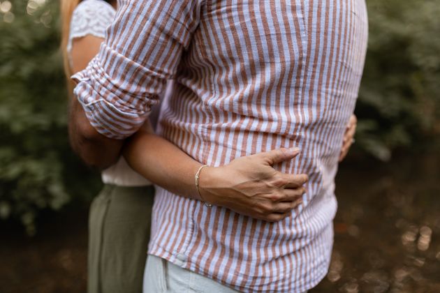 photographe Lauriane Pujo -  Couple engagement 