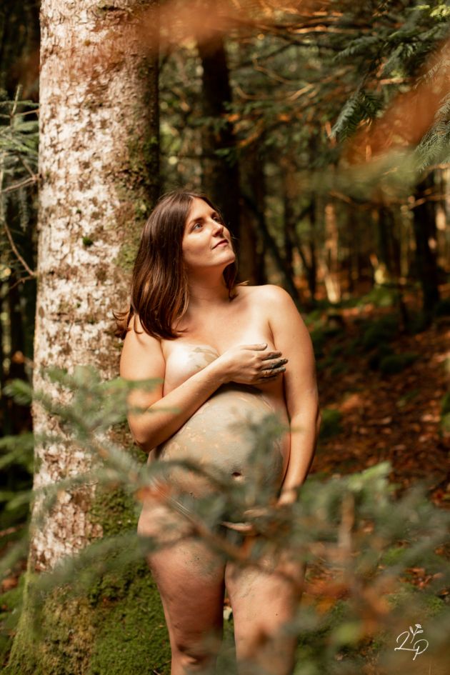 Portrait de femme enceinte, photo de nu, grossesse, Haut-Rhin, shooting photo grossesse