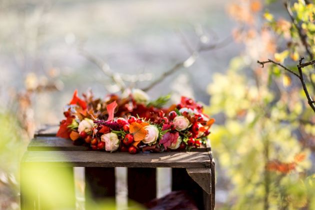 Mise en valeur produit, couronne de fleurs, fleuriste, shooting photo pro, Territoire de Belfort